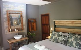 Green Pascua Guesthouse